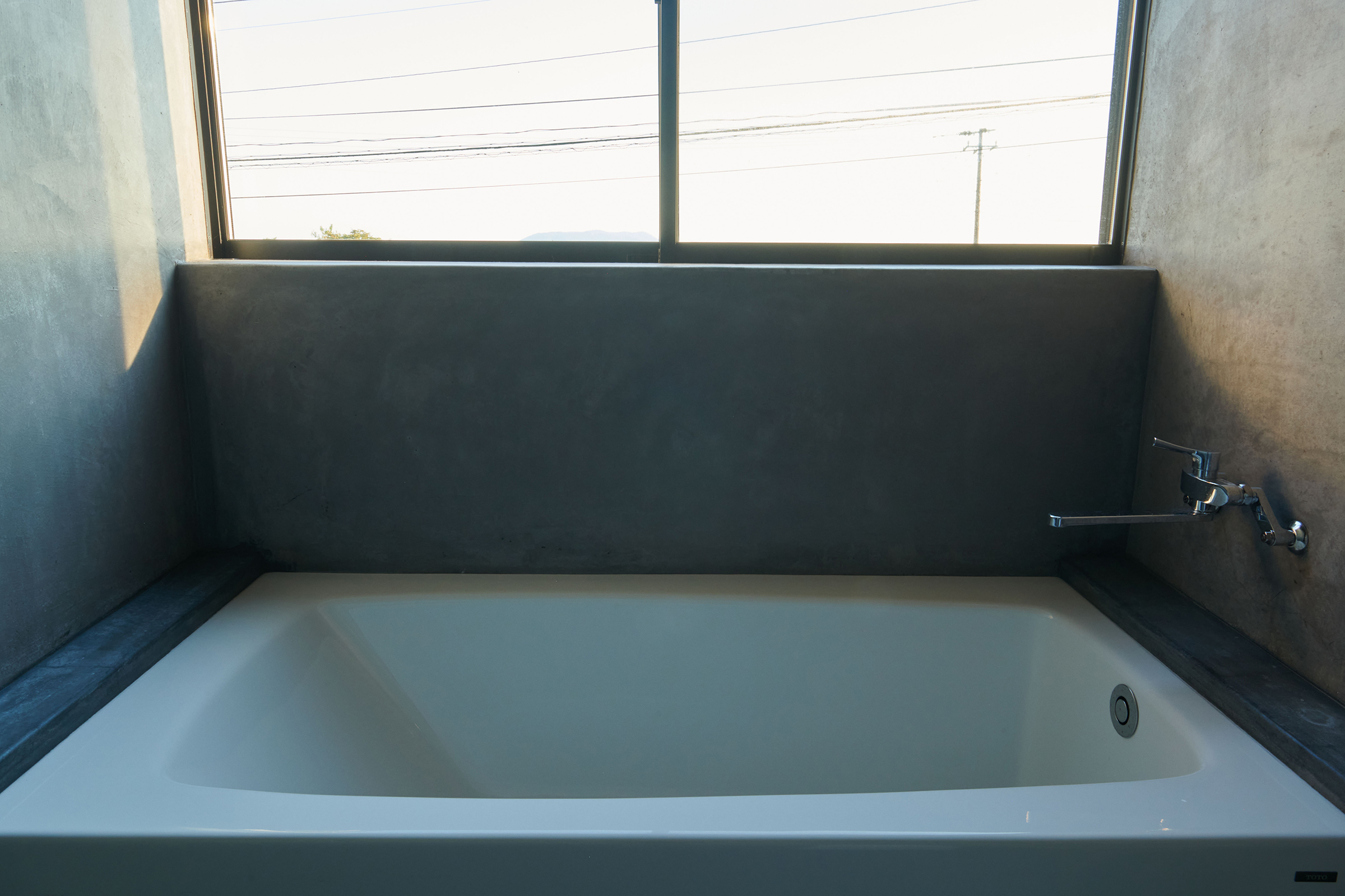 六号邸 | Bathroom 湯船で心も体もほぐされる