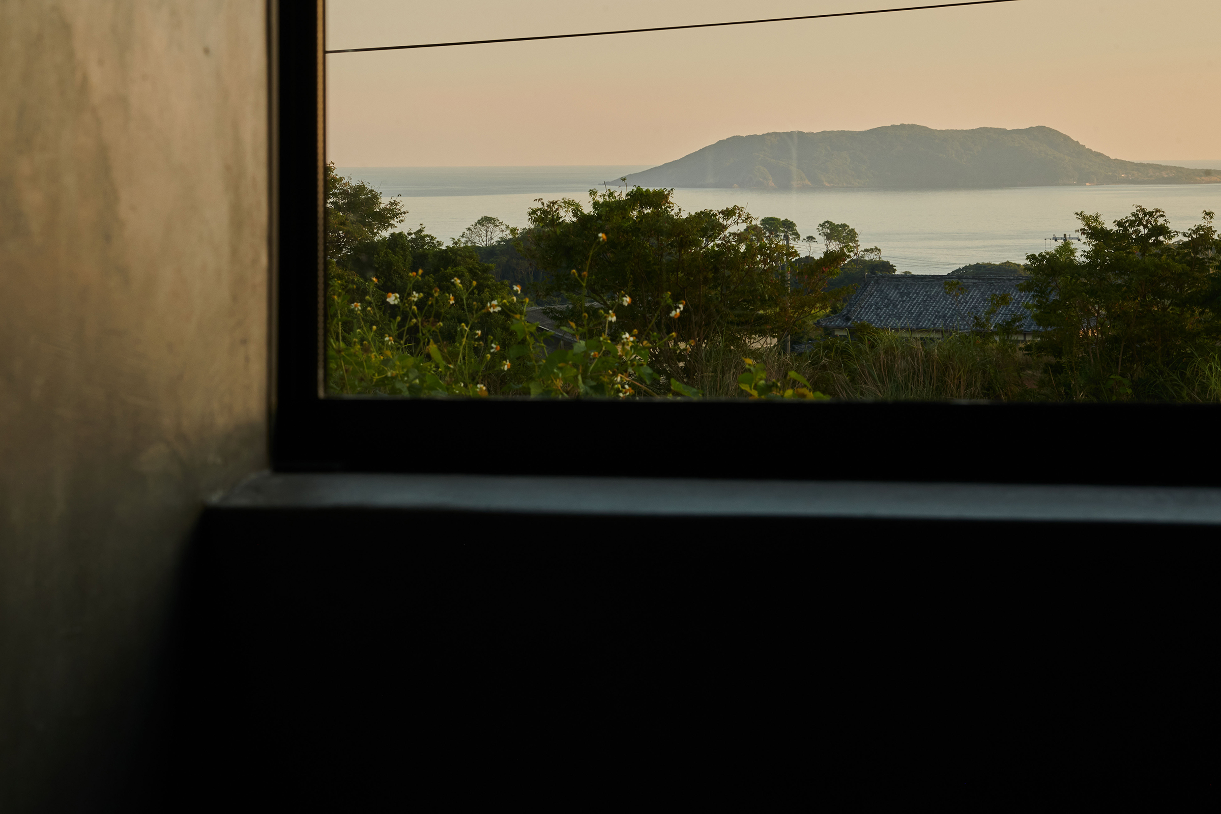 六号邸 | Bathroom 湯船で心も体もほぐされる