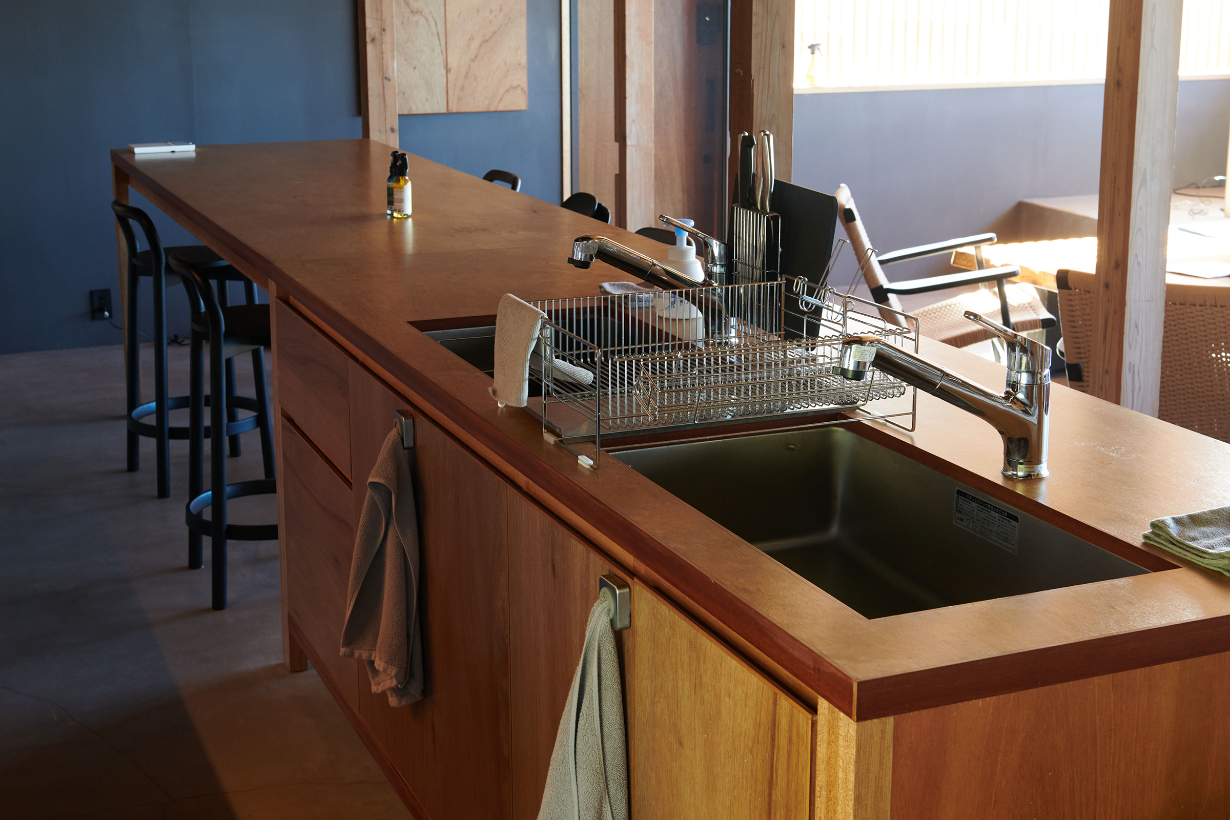 六号邸 | Living 大きな窓とゆとりのある空間