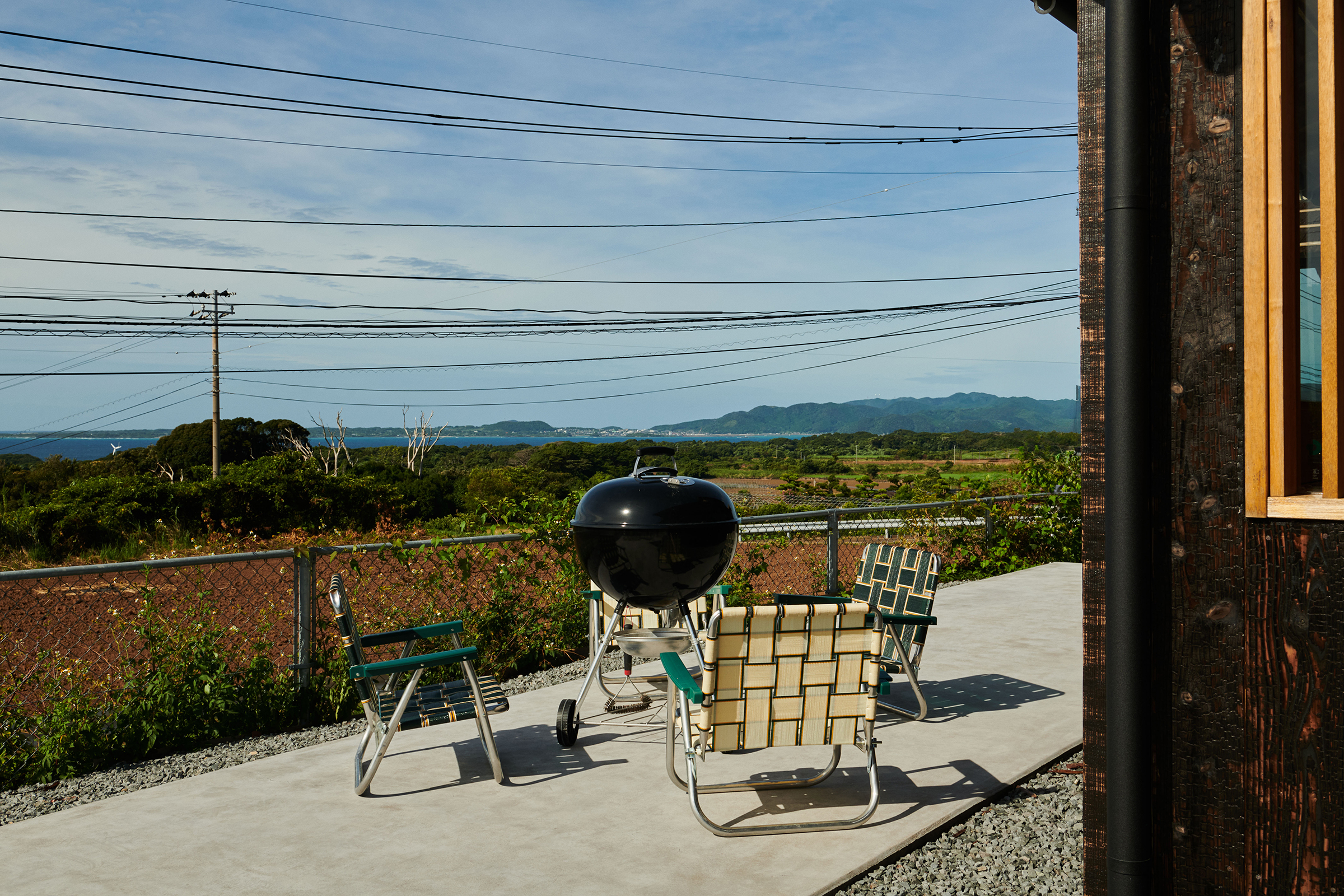 六号邸 | Terrace & Other 海をながめて、耳をすませて